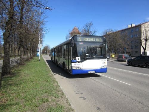 Bus 9